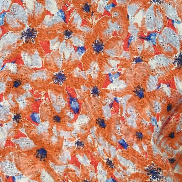 Knox Rose Floral Pullover Blouse - Picture 10 of 11